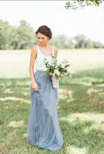 How to Style Unique Mix-and-Match Bridesmaid Dresses?