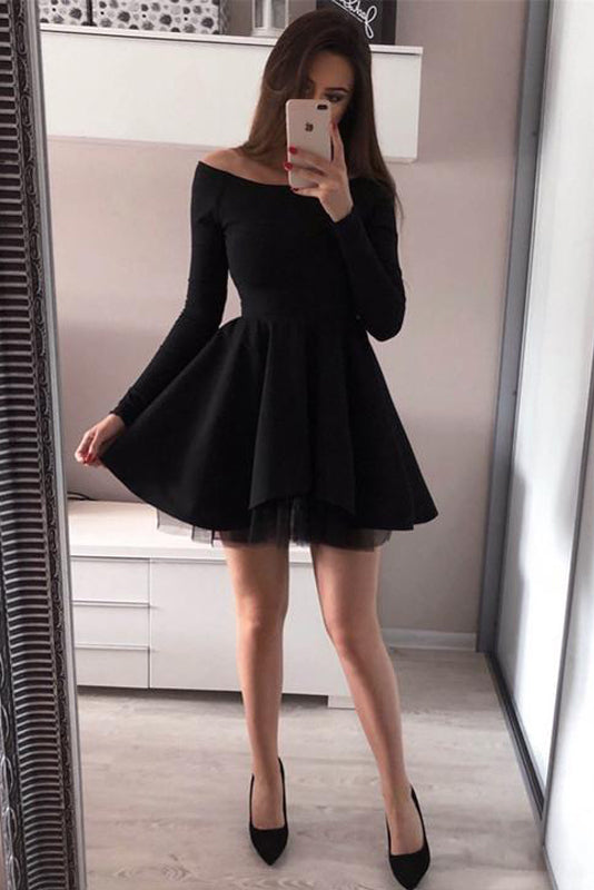 Off-the-Shoulder Long Sleeves Short Homecoming Dresses