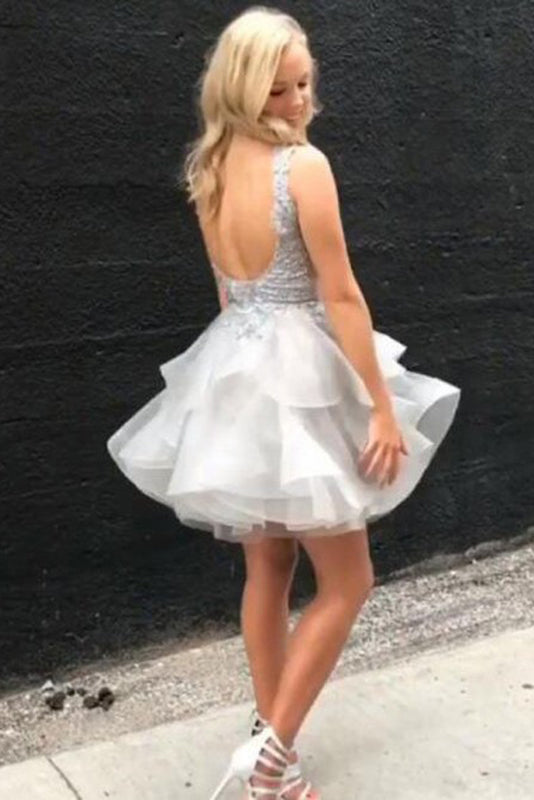 Glamorous V-Neck Ruffled Short Homecoming Dresses with Appliqued Bodice