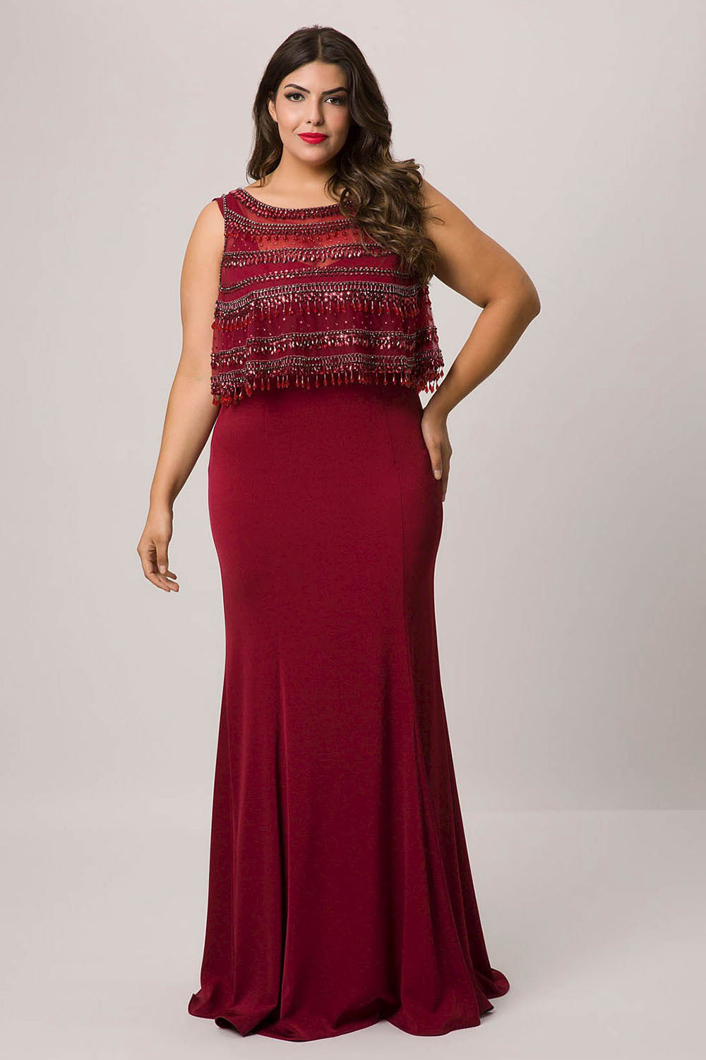 Sheath/Column Scoop Neck Plus Size Prom Dress with Beading