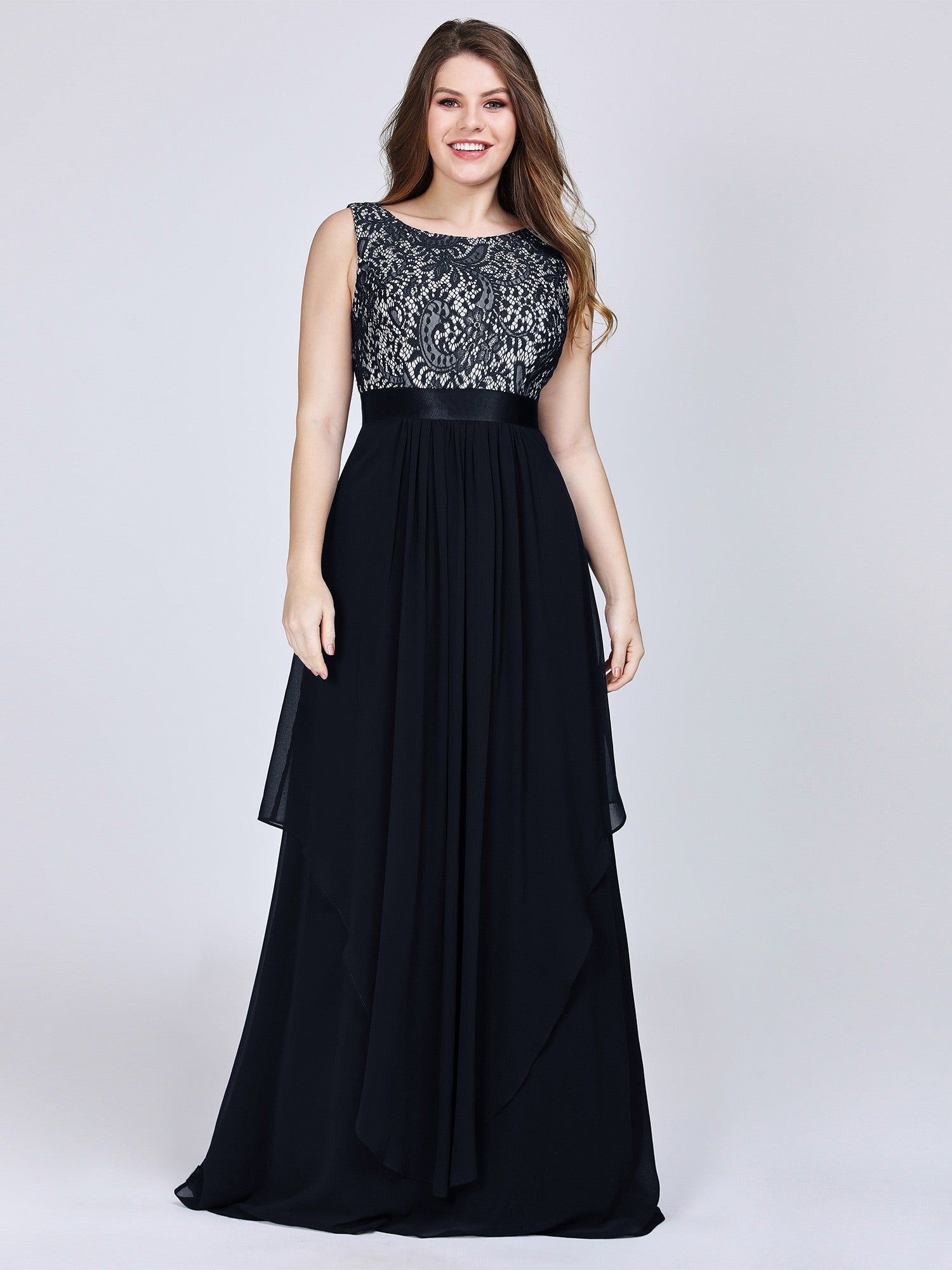 Chiffon Scoop Neck Sleeveless Plus Size Prom Dresses