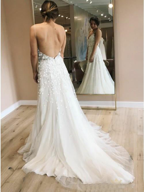 Floor-Length V-neck Spaghetti Straps Wedding Dresses