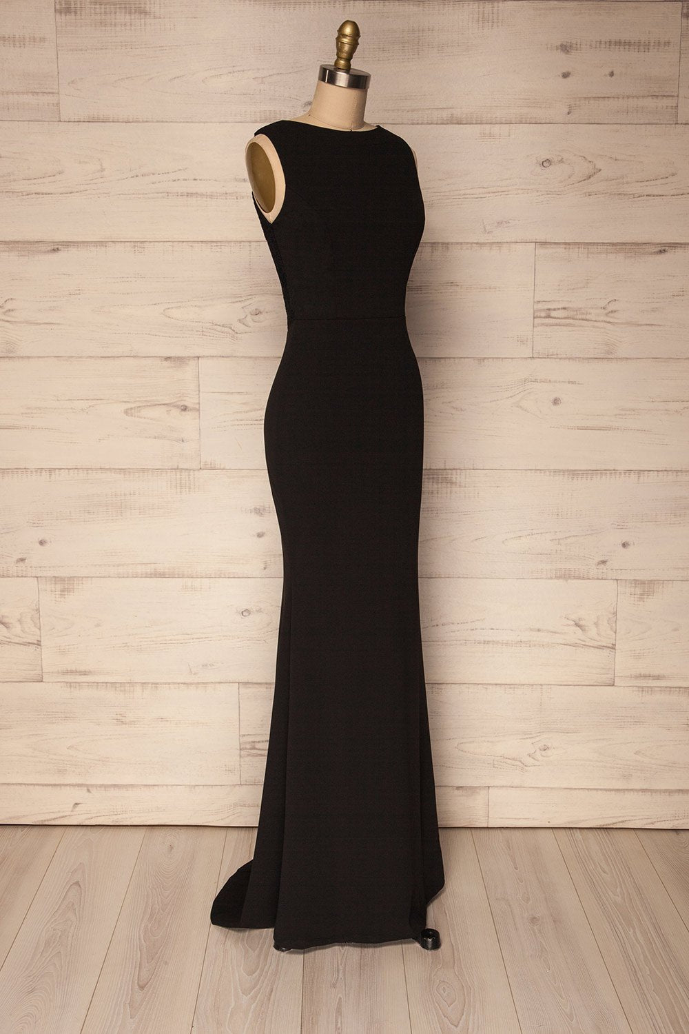 Sleeveless Black Scoop Neck Long Bridesmaids Dresses