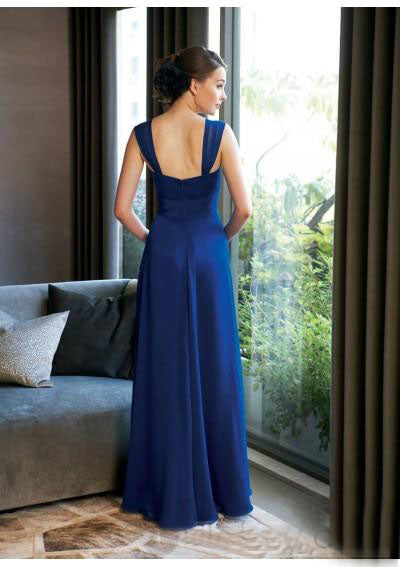 A-line/Princess Sleeveless Pleated Long Chiffon Bridesmaid Dresses