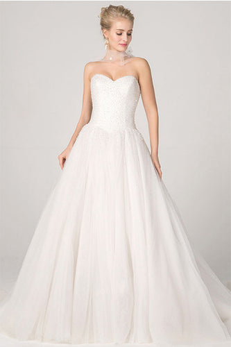 Ball-Gown Sweetheart Court Train Tulle Wedding Dress