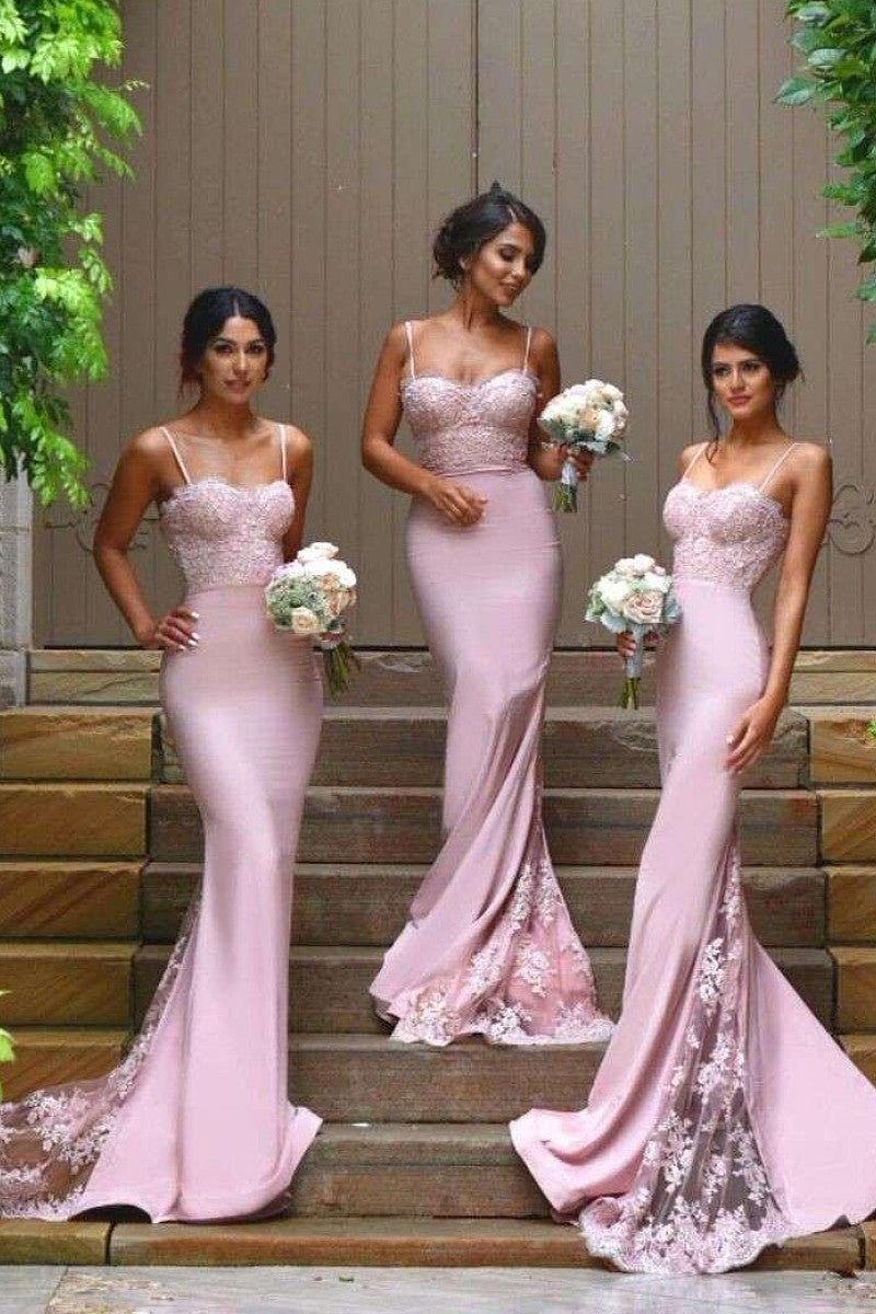 Vogue Trumpet/Mermaid Spaghetti Straps Lace Appliques Long Bridesmaid Dresses