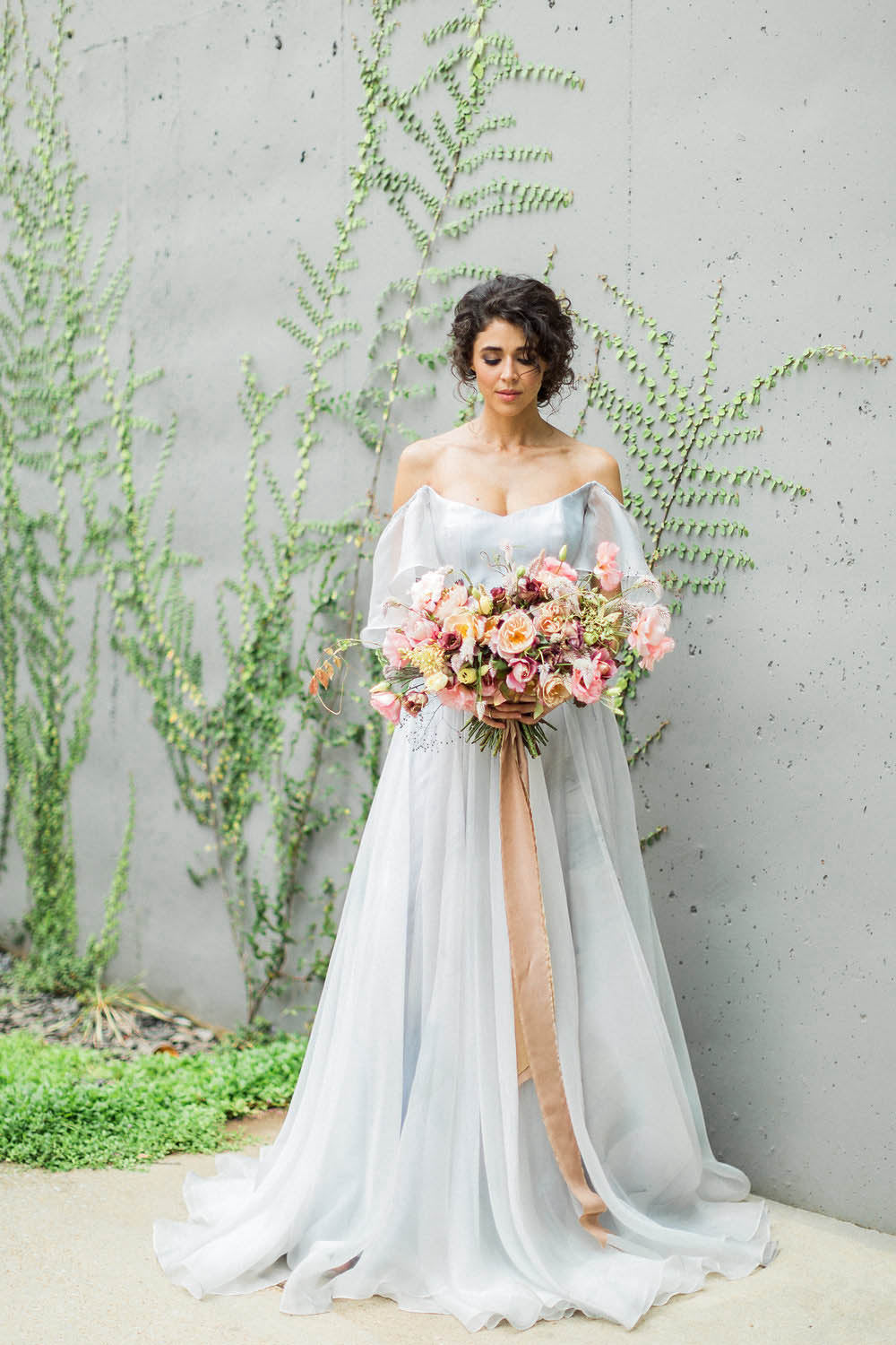 A-line/Princess Off-the-shoulder Sweep Train Wedding Dresses