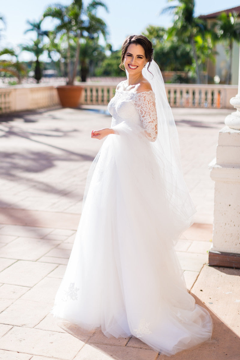 Lace 3/4 Sleeved Bridal Dress